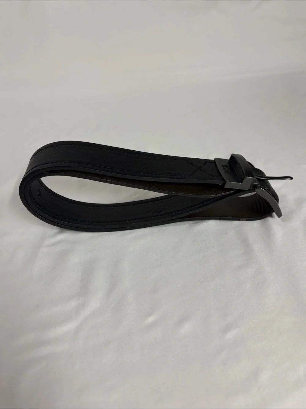 Levi's Black Men's Leather Belt with Dark Metal Buckle